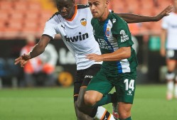 赛前瓦伦西亚调整名单以备西甲；回应争议环节打磨；底气十足；医务组通报恢复(西班牙瓦伦西亚最新消息新闻)-乐鱼官网