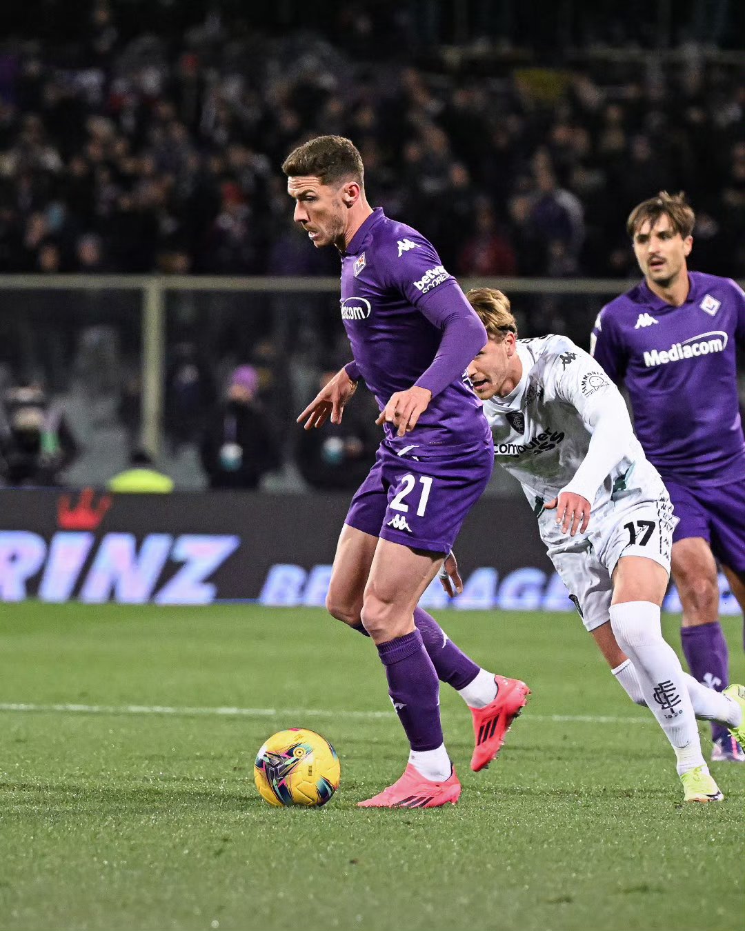 包含集结日意大利杯传出新动向，塞维利亚豪取连胜，管理层表态：管理层满意，心理建设被强调的词条