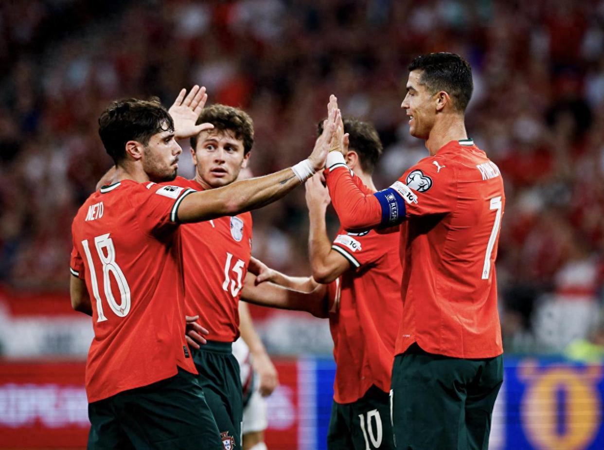 乐鱼网站 -赛地聚焦——欧超杯赛后热度飙升;皇家马德里刷新队史纪录;管理层满意;临场指挥获称赞的简单介绍